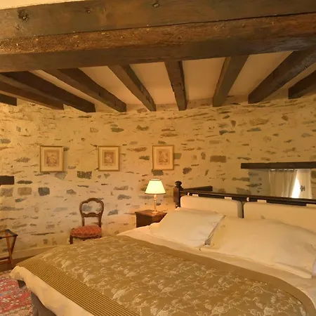 Le Chateau D'hauterives *