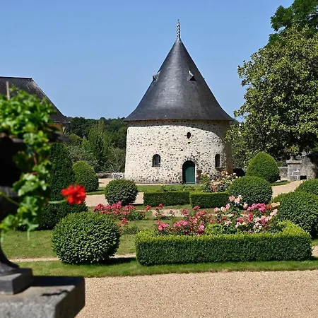 Le Chateau D'hauterives بيت ضيافة 3*