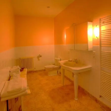 Le Chateau D'hauterives 3*