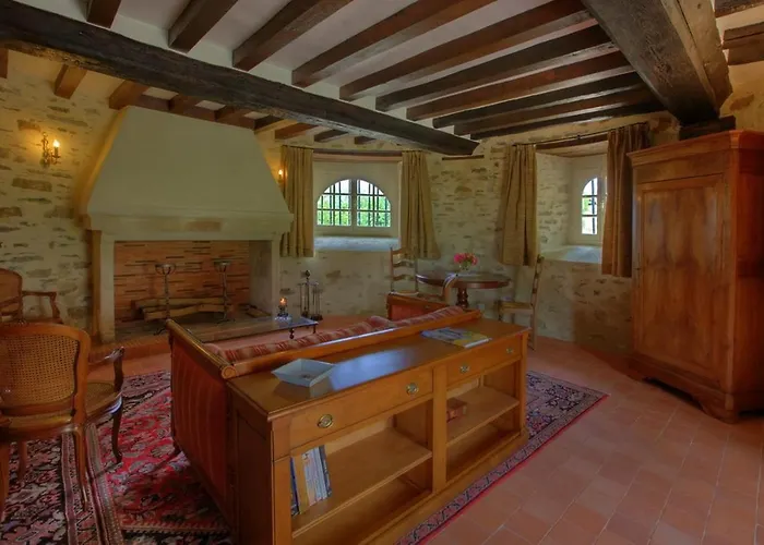 Maison d'hôtes Le Château D'hauterives 3*