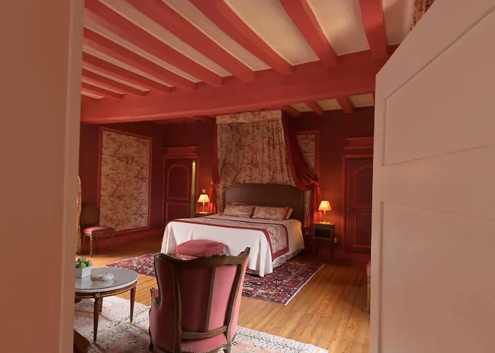 Le Château D'hauterives